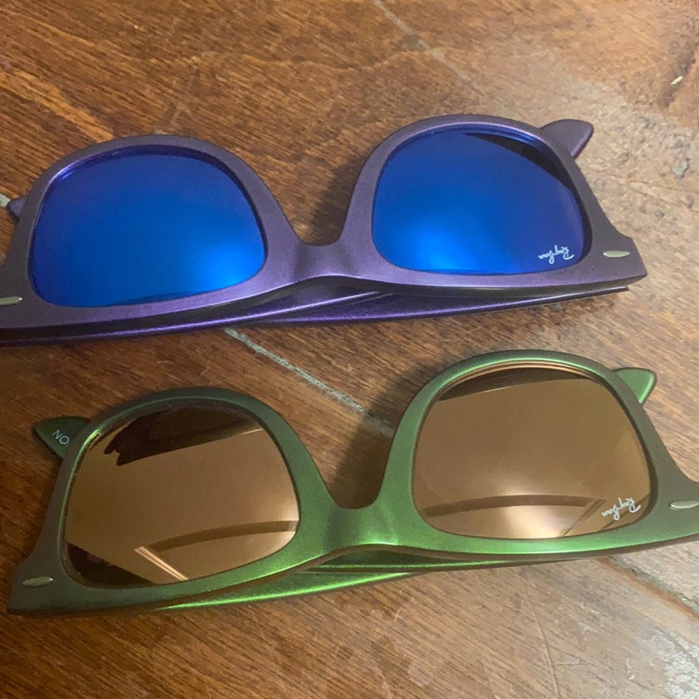 Ray- ban wayfarers. Authentic